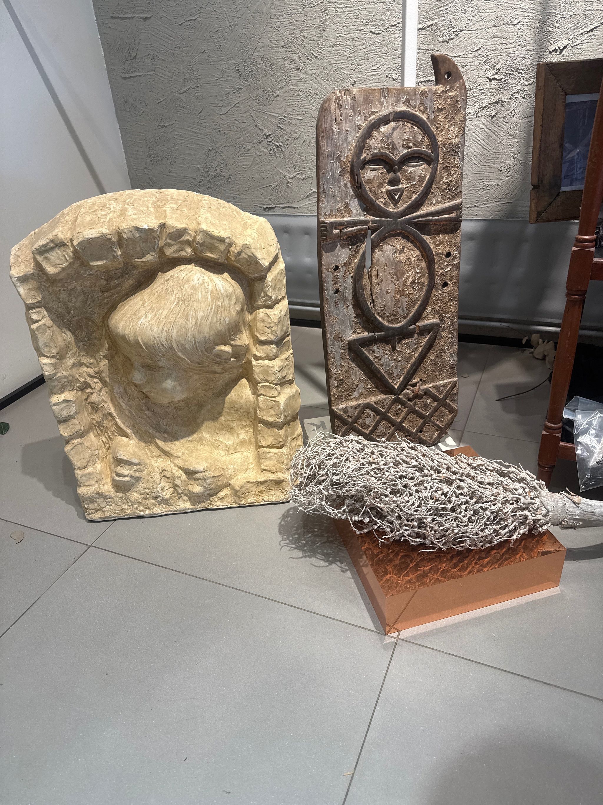 Image 4/15