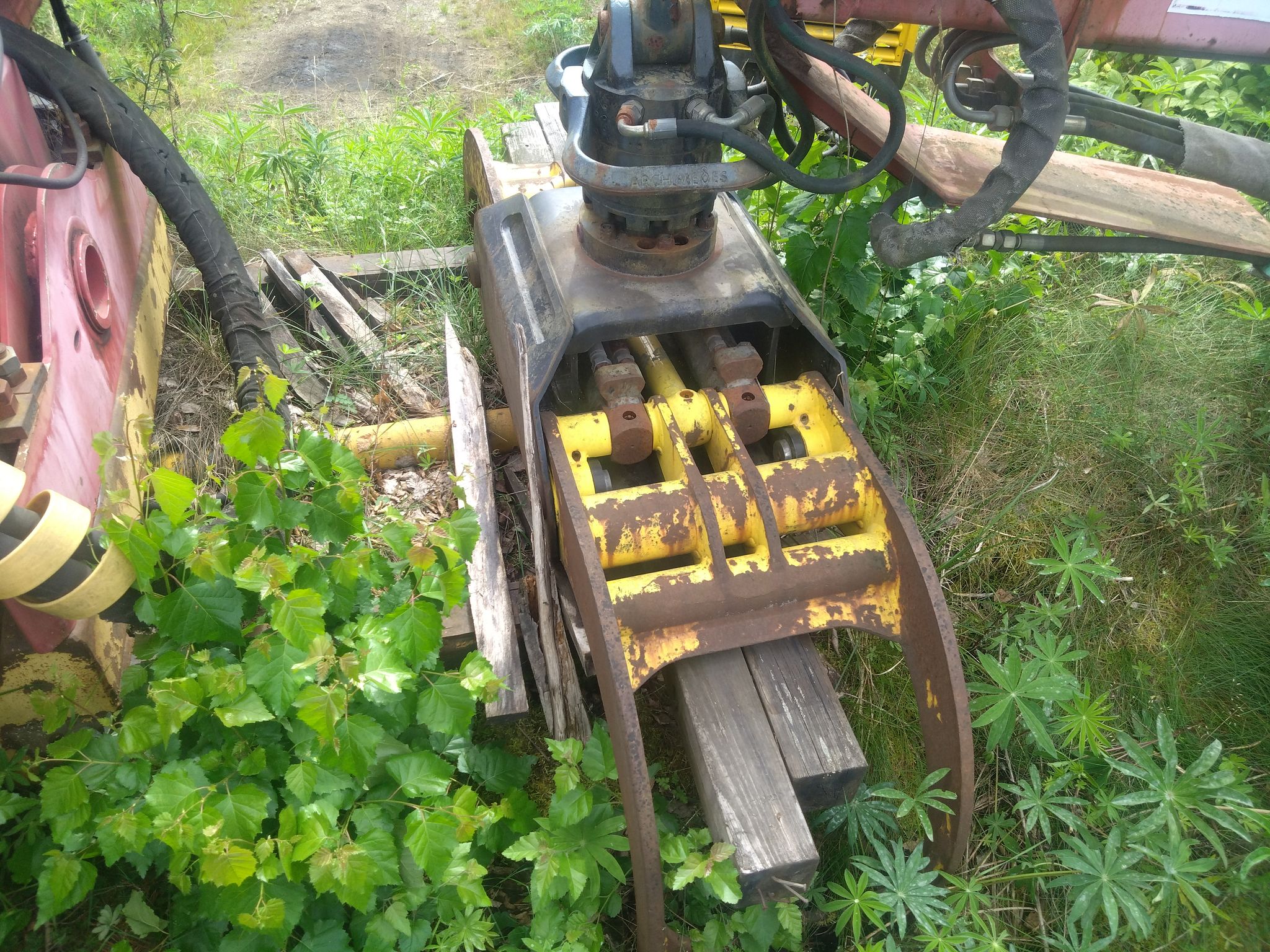 Image 3/6