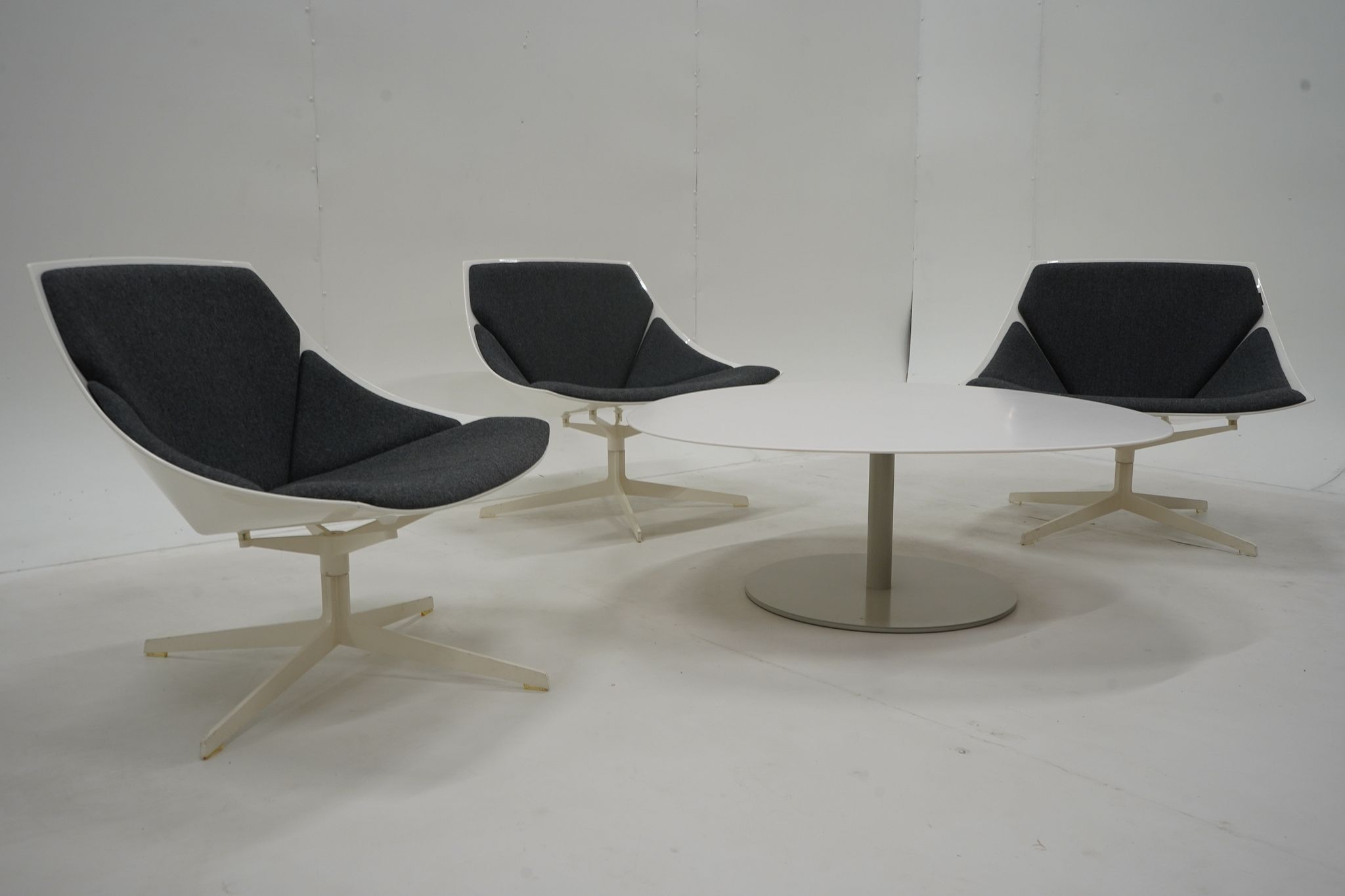 Image 1/27