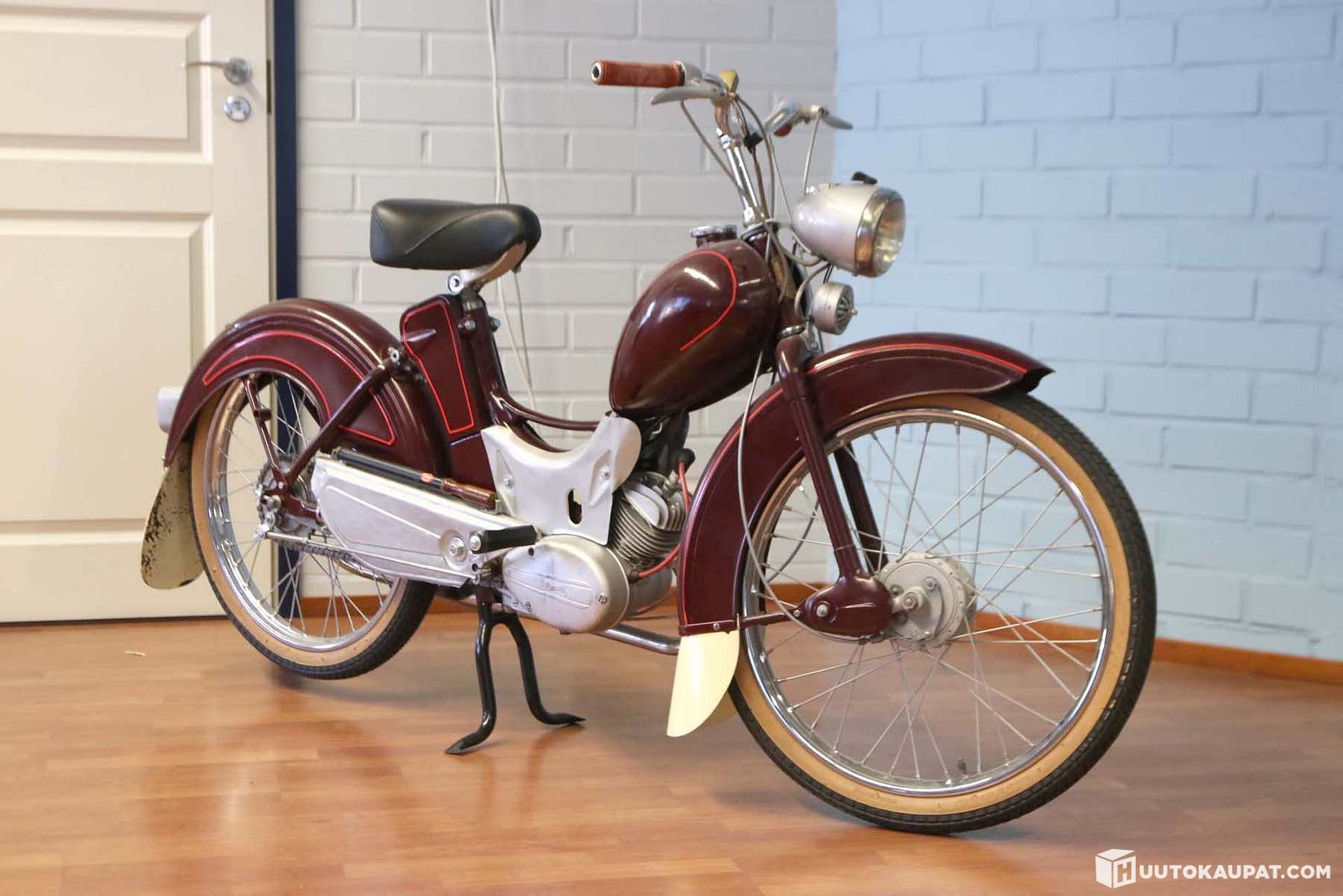 Simson Suhl SR2 Vm 1958 Mopo RKT869 Helsinki Huutokaupat Simson Suhl SR2 Vm 1958 Mopo RKT869 Helsinki Huutokaupat
