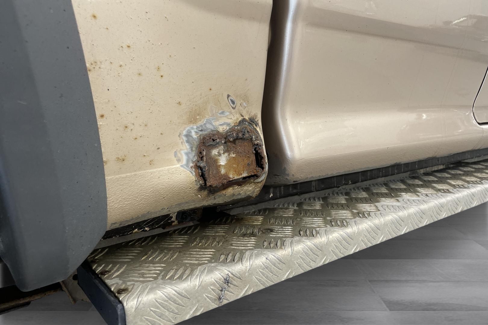 Image 20/30