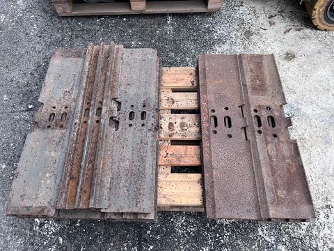 Image 1/13