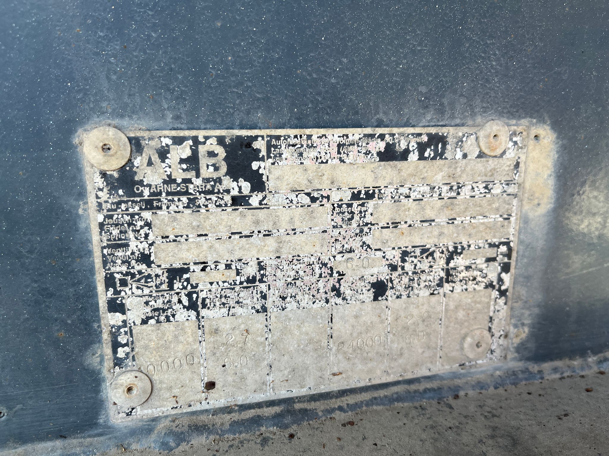 Image 11/11
