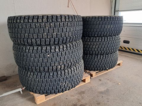 Image 1/3