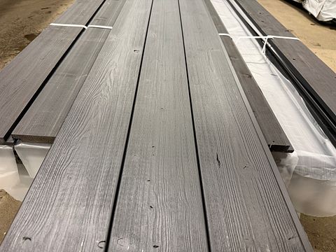 Image 1/3