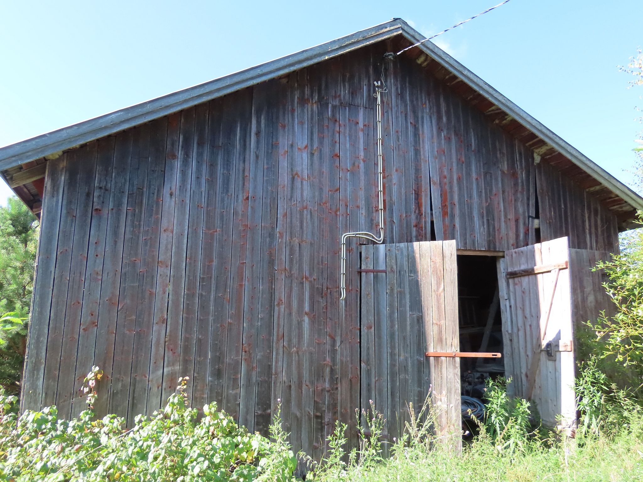 Image 1/28