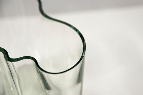 Image 8/20