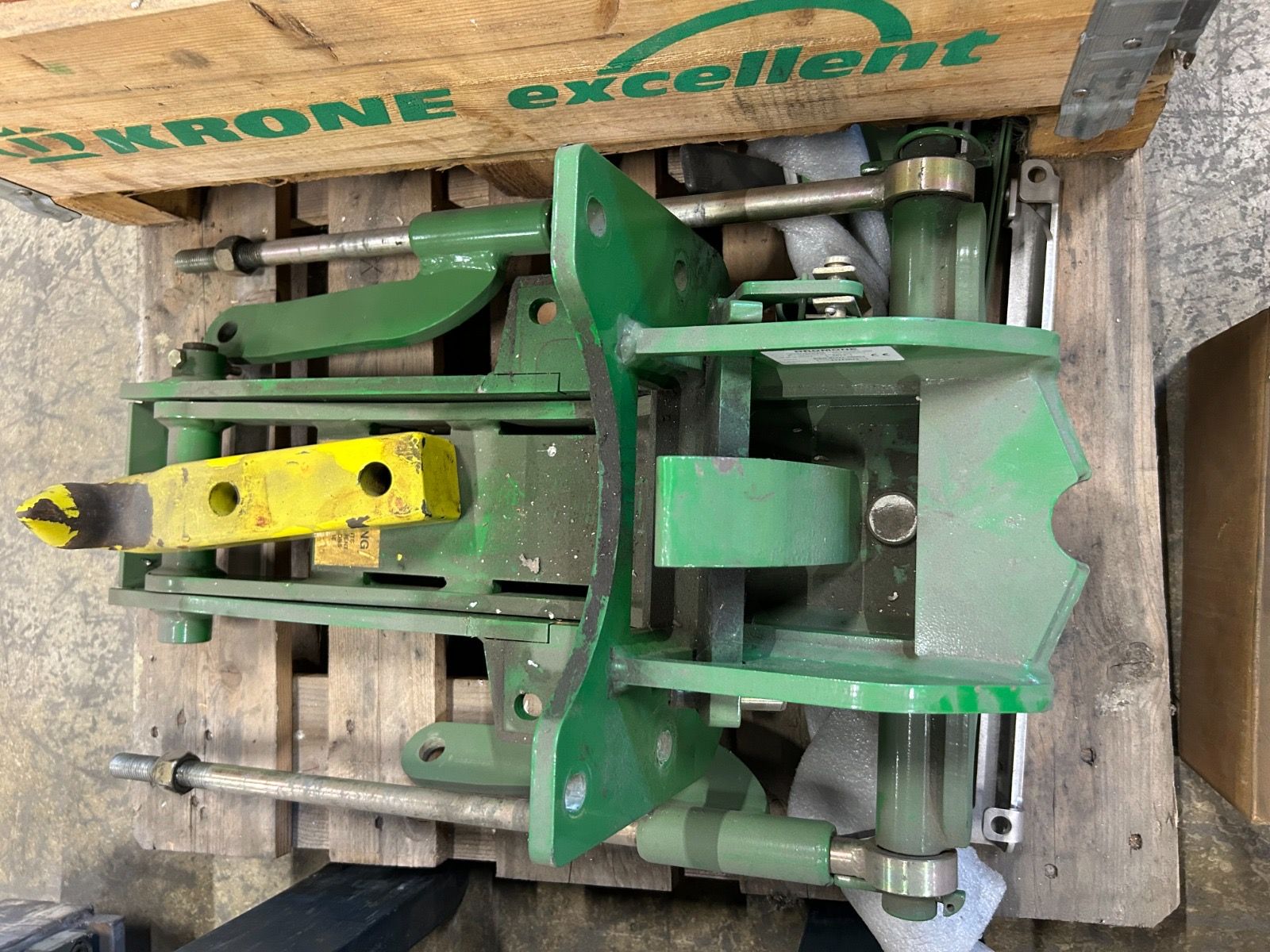 Image 1/4