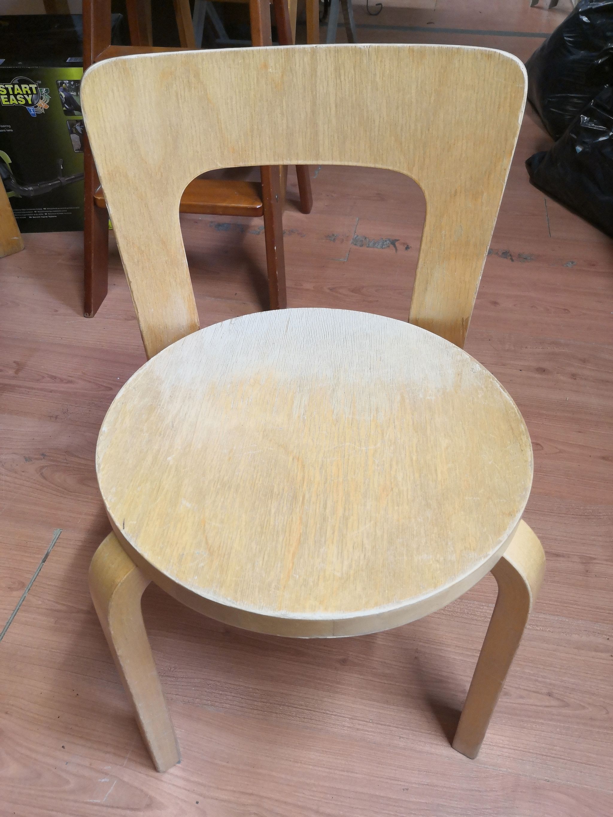 Image 6/10