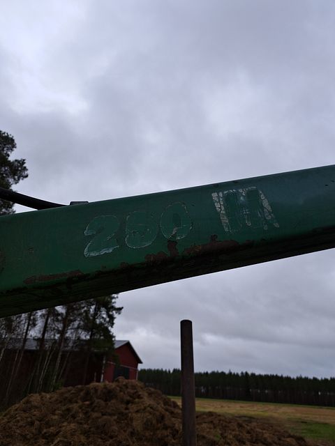 Image 18/19