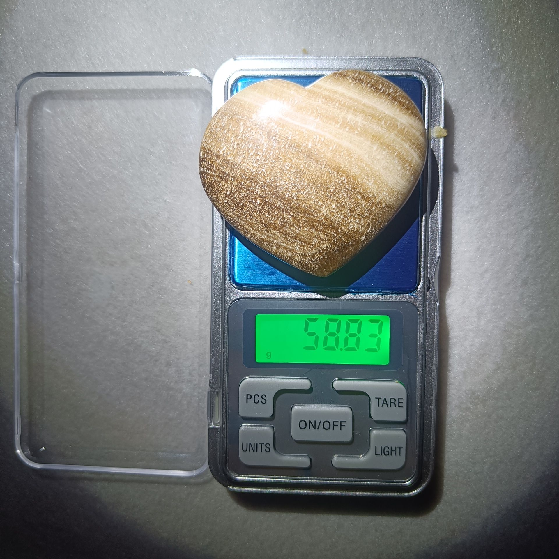 Image 4/6