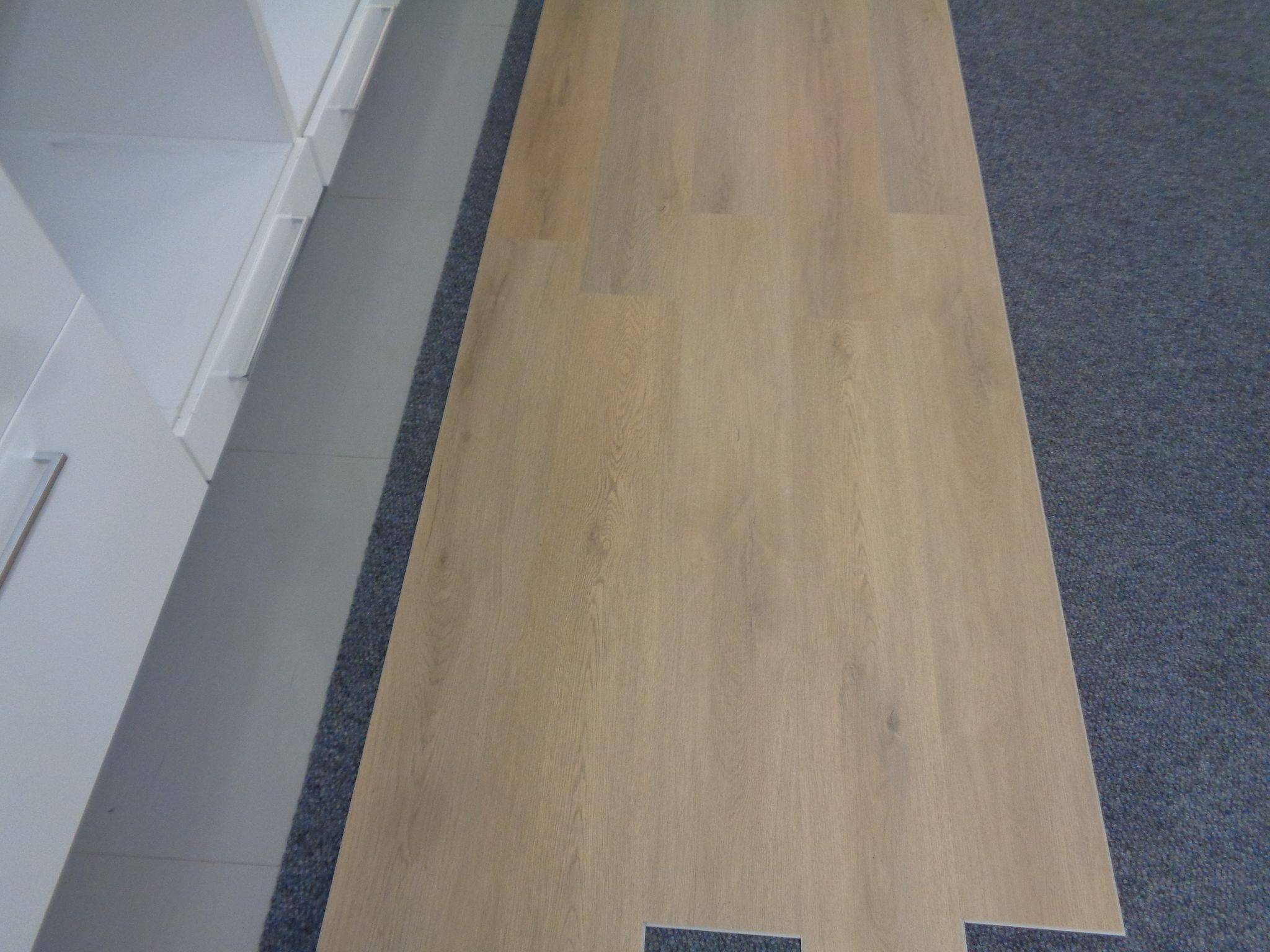 Image 2/5