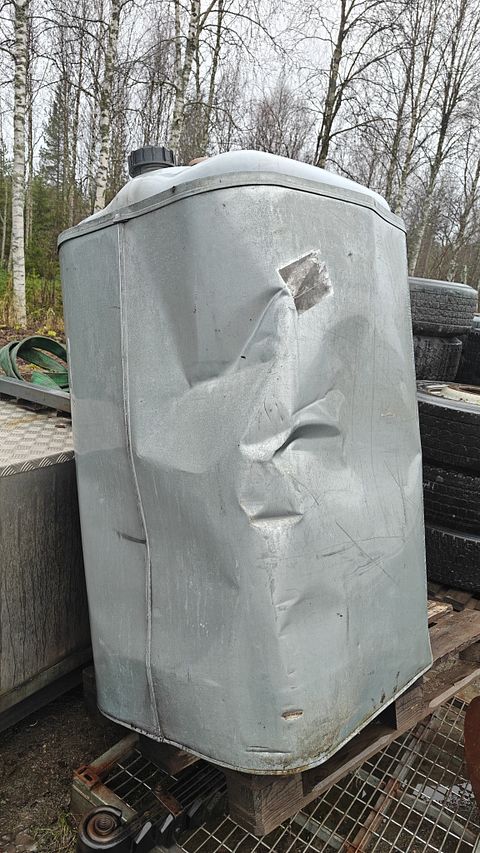 Image 3/3