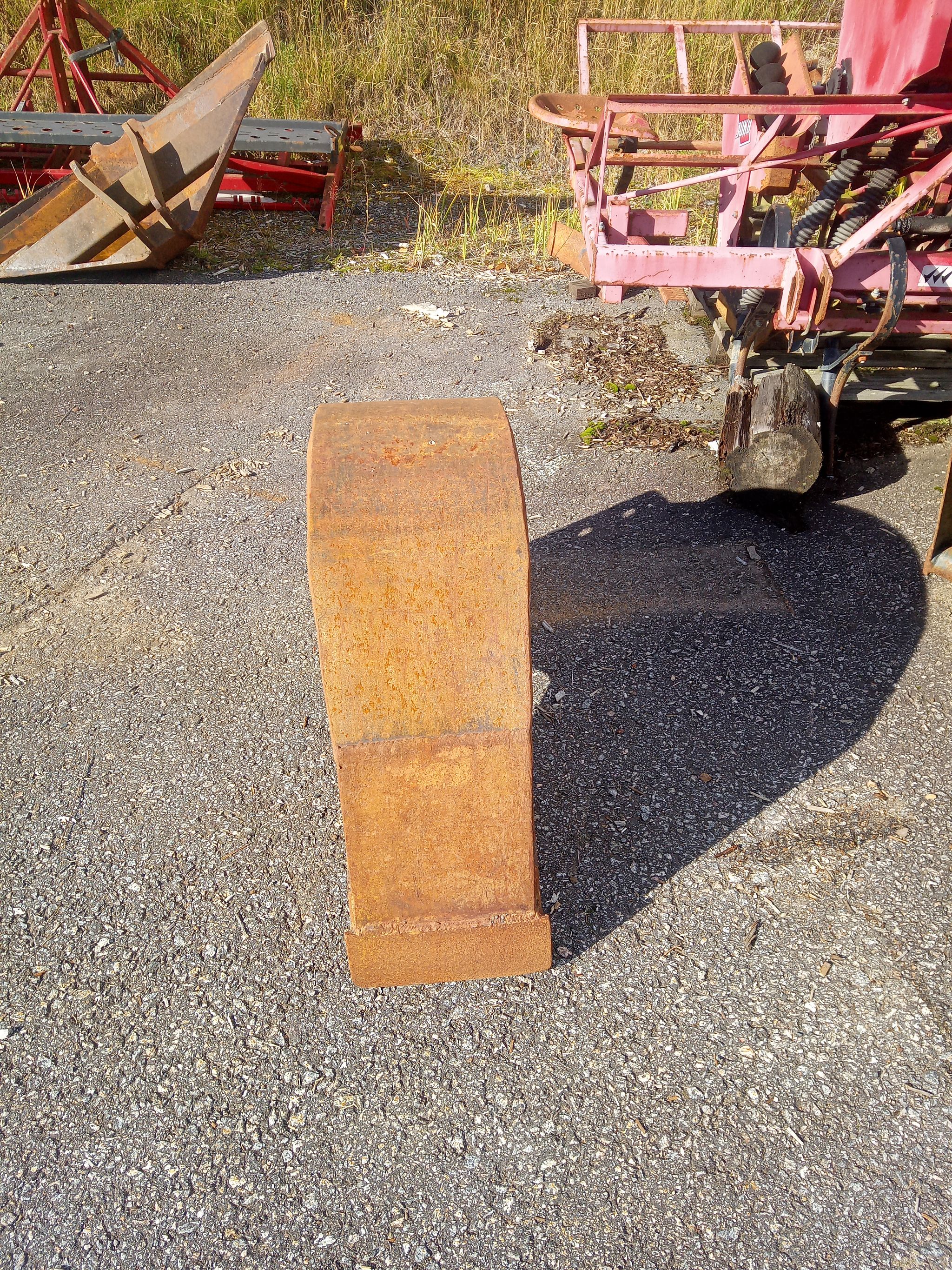 Image 6/10