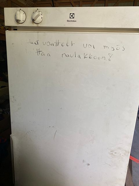 Image 4/4