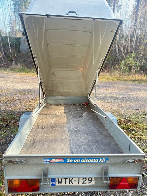Image 6/6