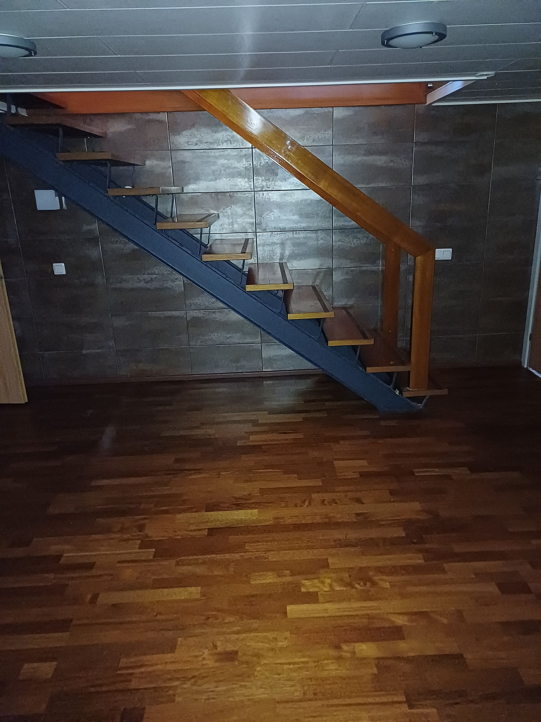 Image 20/30
