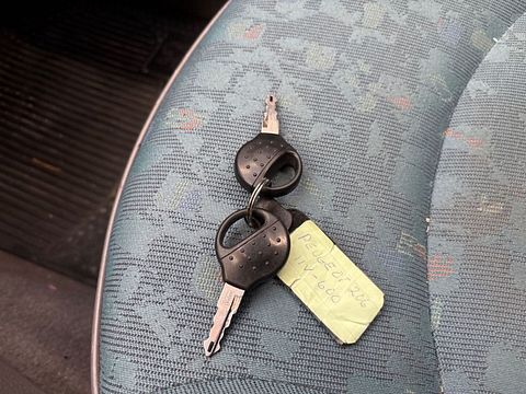Image 12/21