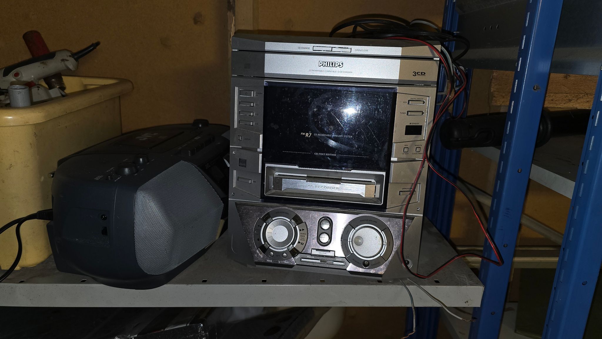 Image 19/52