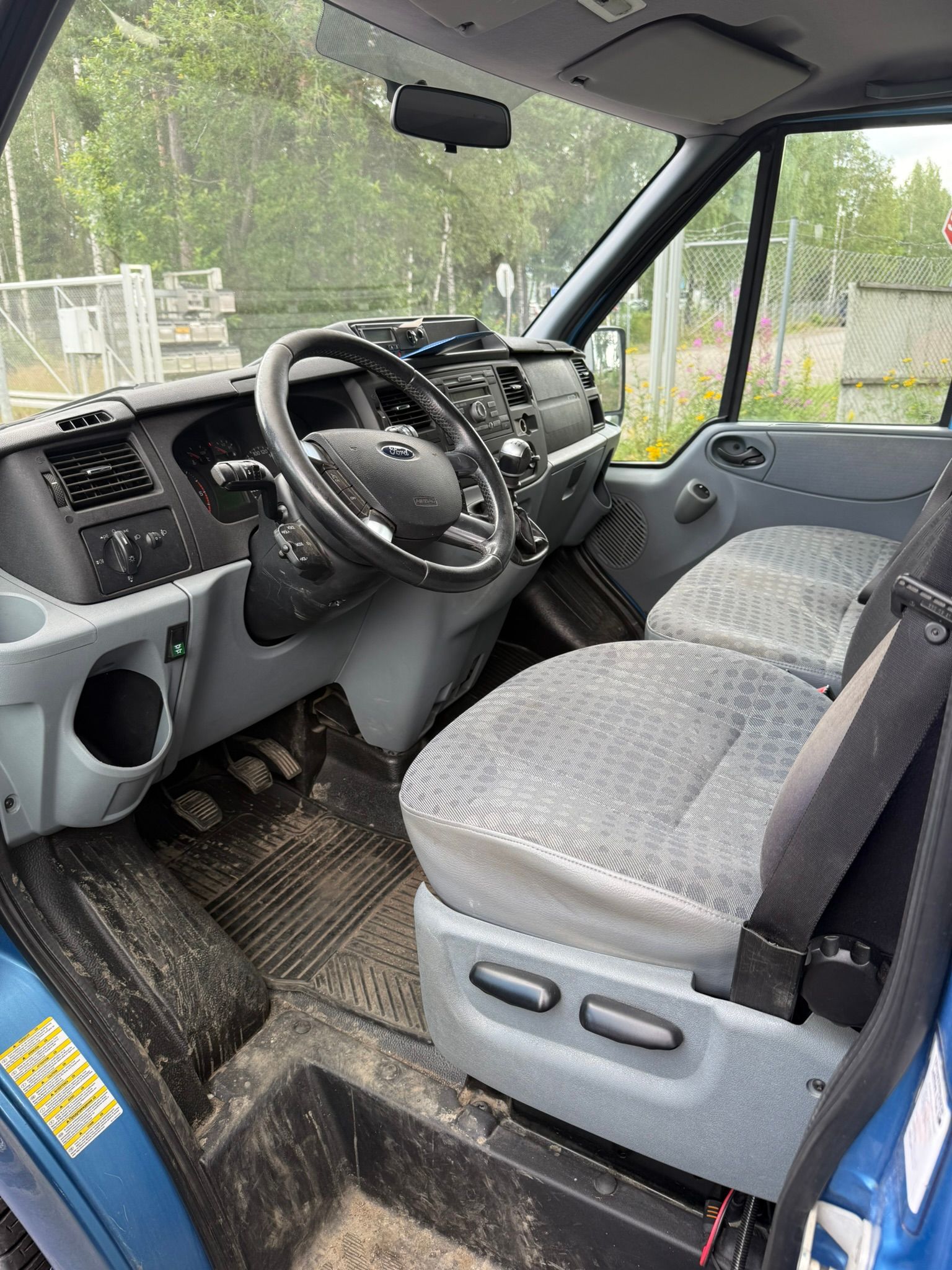 Image 7/19