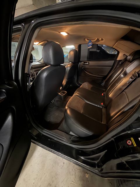 Image 11/11