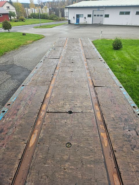 Image 6/18