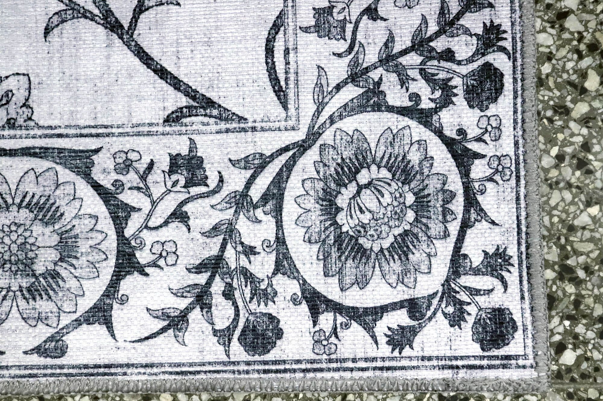 Image 4/9