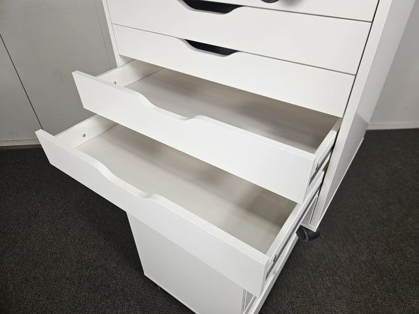 Image 11/11