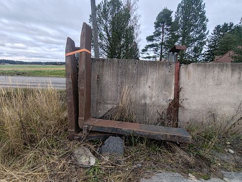 Image 1/1