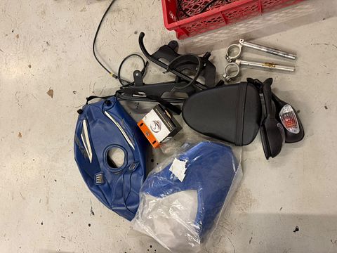 Image 11/17