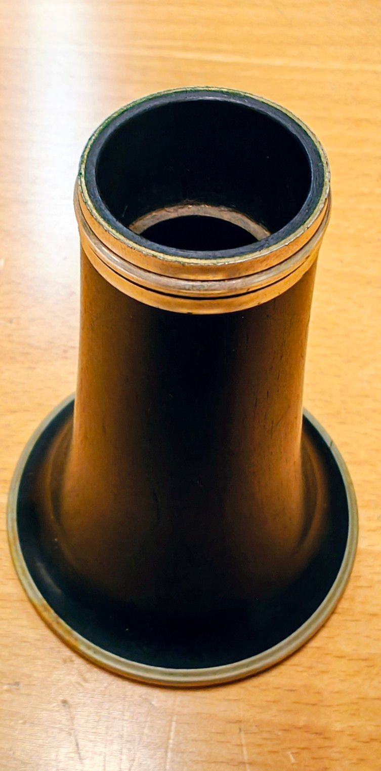 Image 6/10