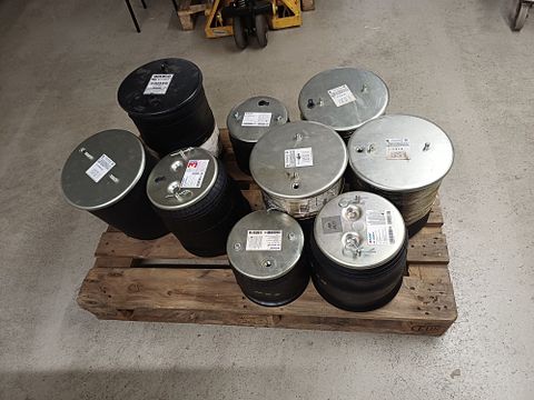 Image 1/5