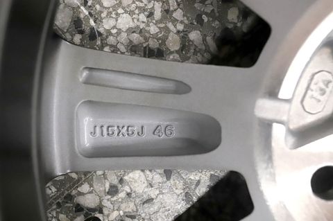 Image 31/43