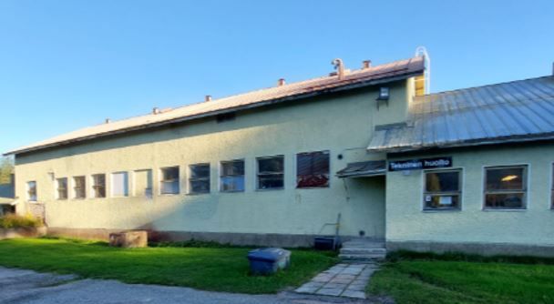 Image 10/16