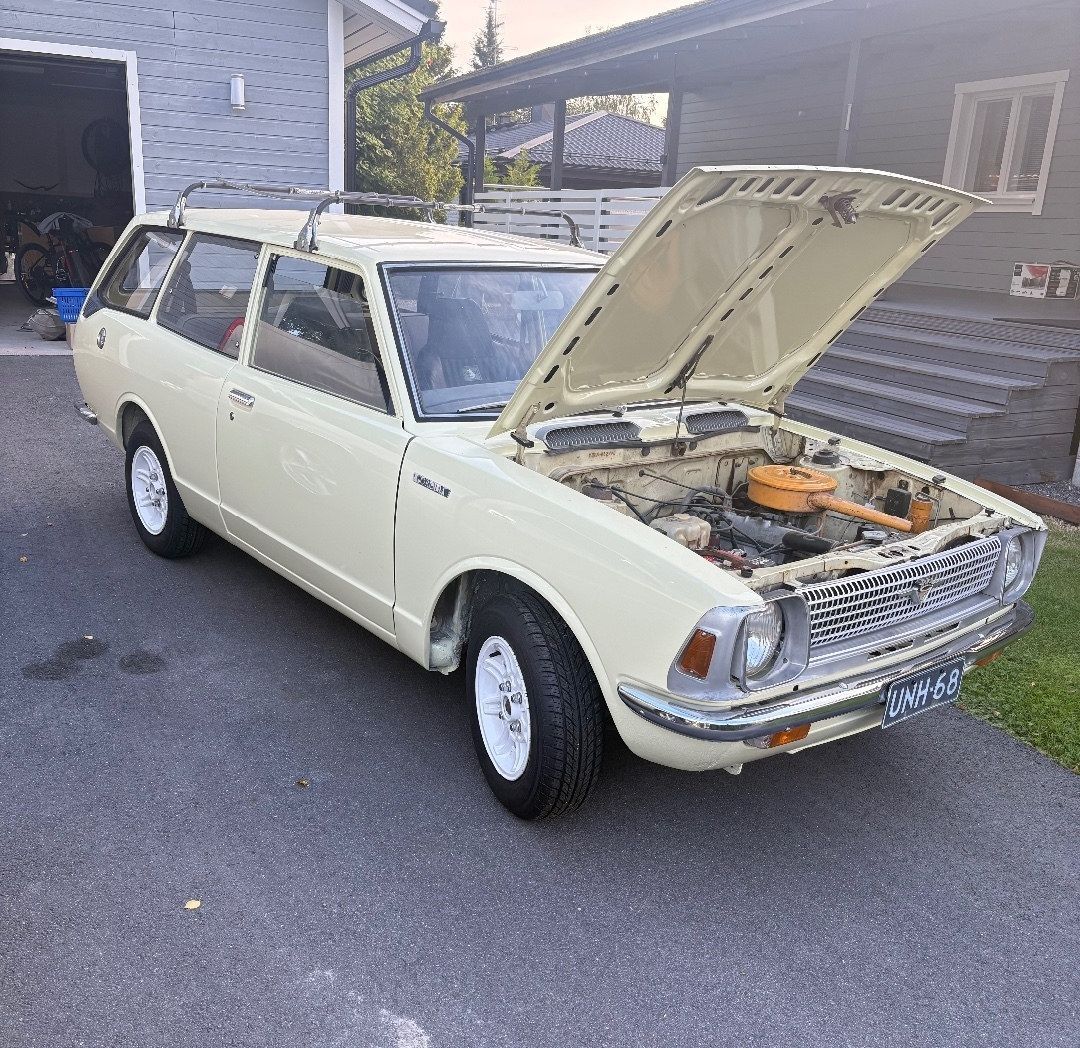 Image 2/8