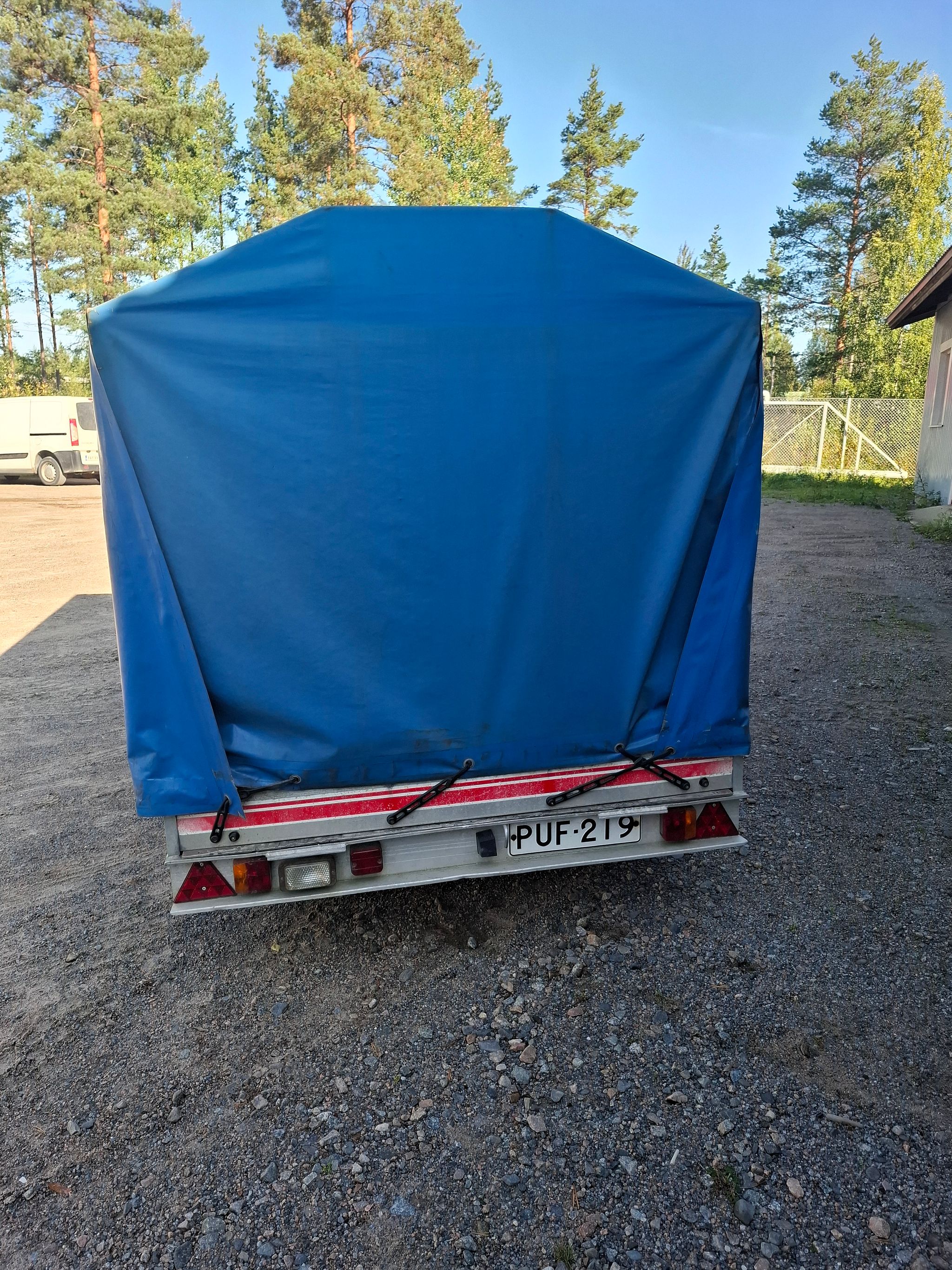 Image 6/6