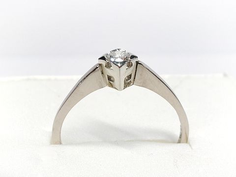 Image 7/9