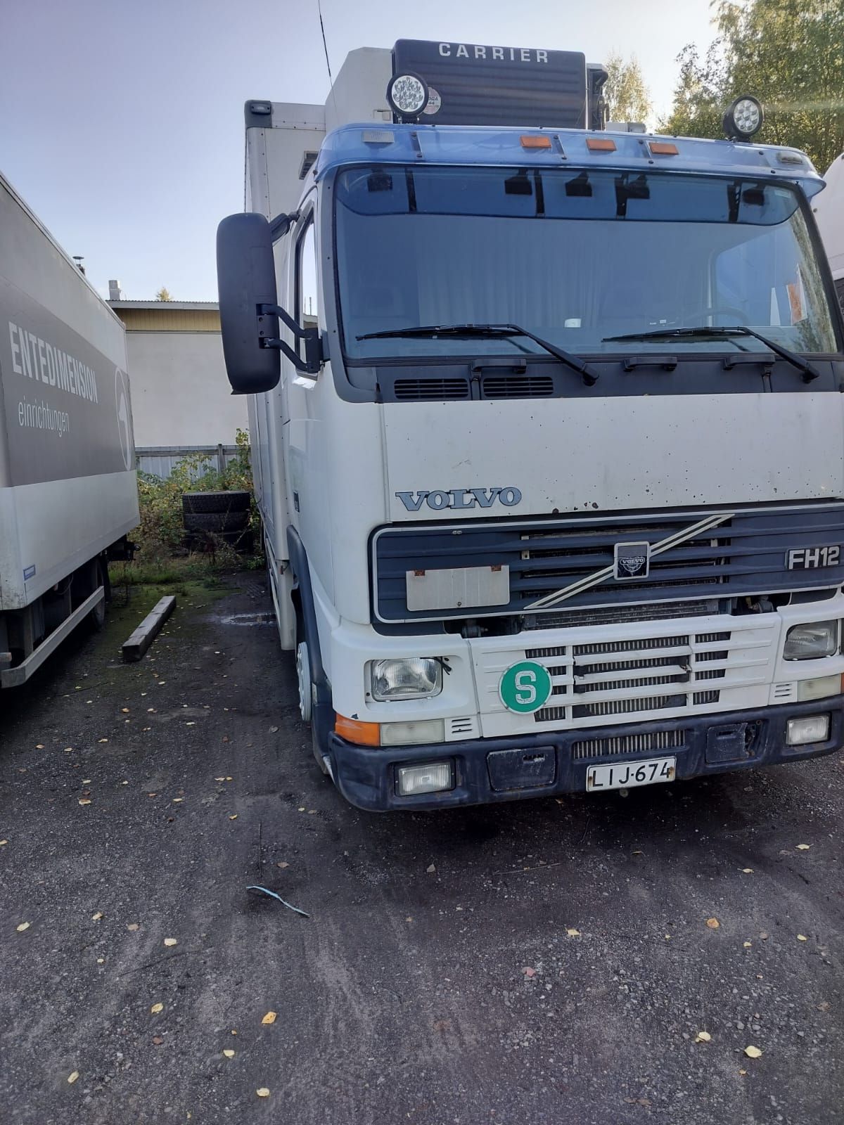 Image 2/11