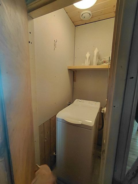 Image 13/59