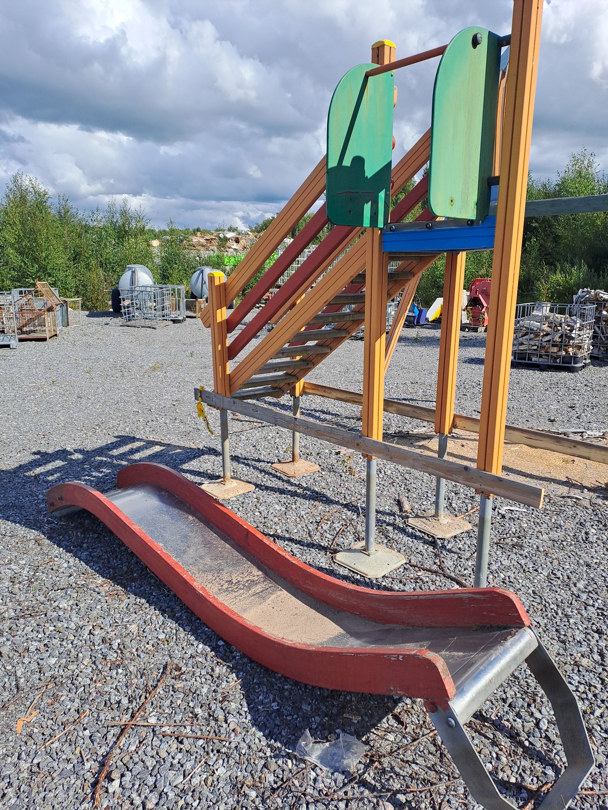 Image 1/4