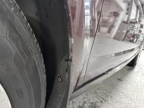 Image 27/44