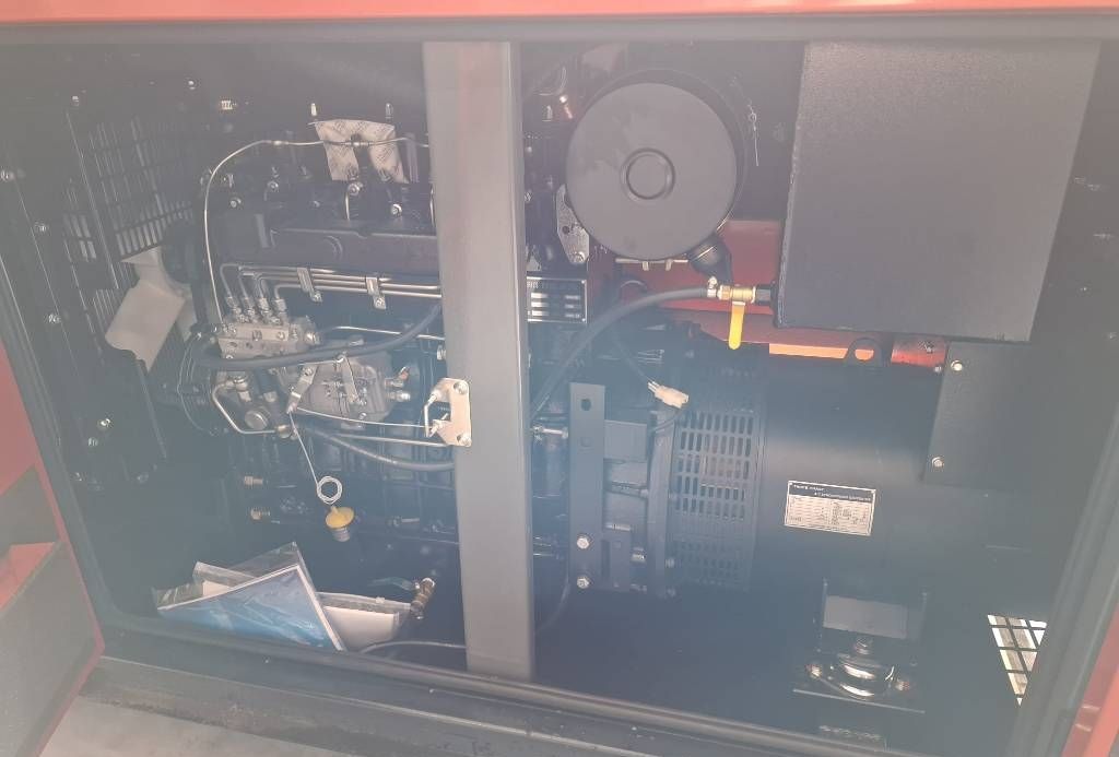 Image 5/10