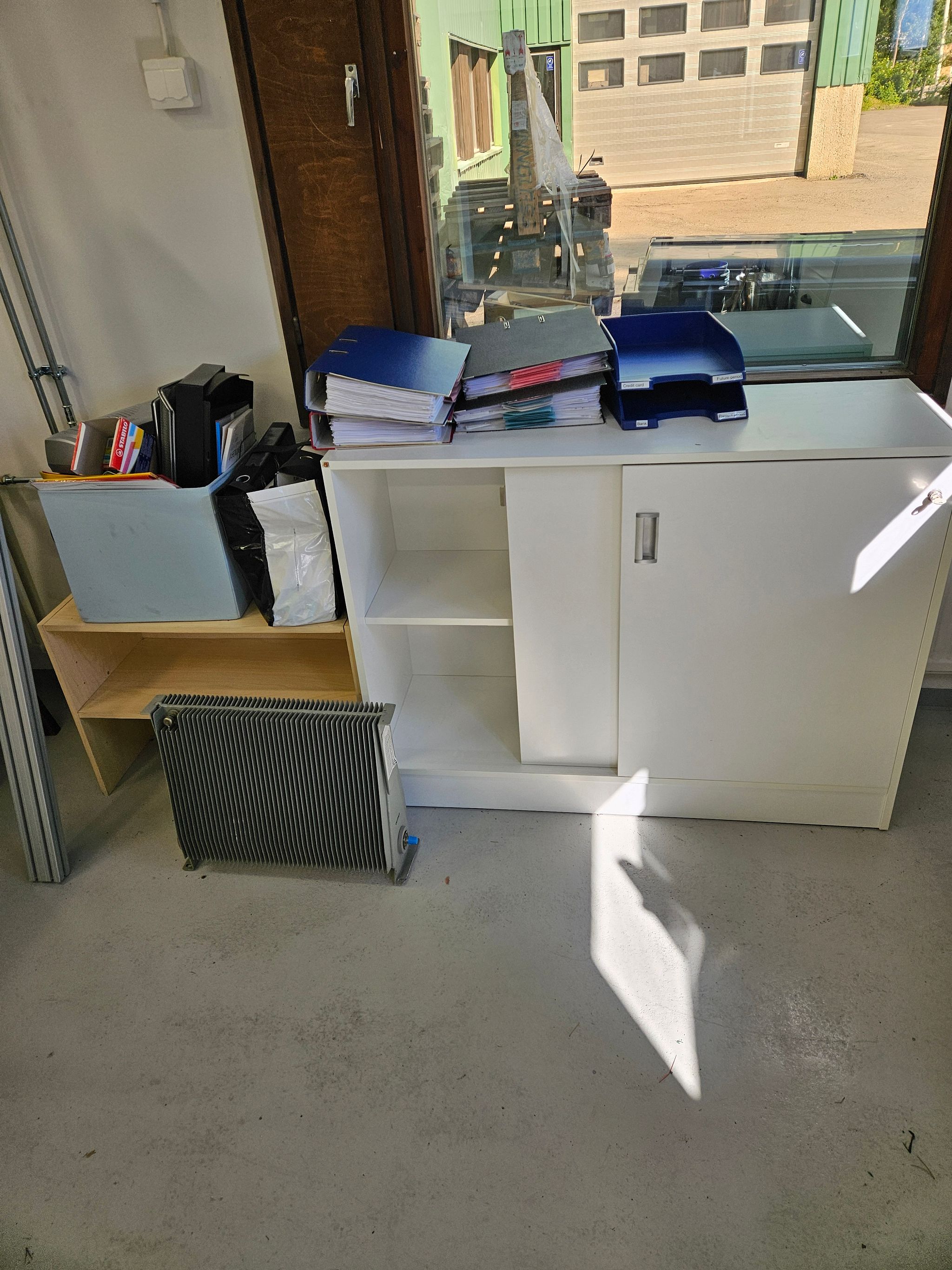Image 2/40