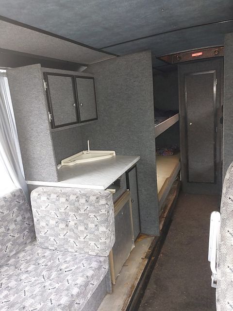 Image 7/12