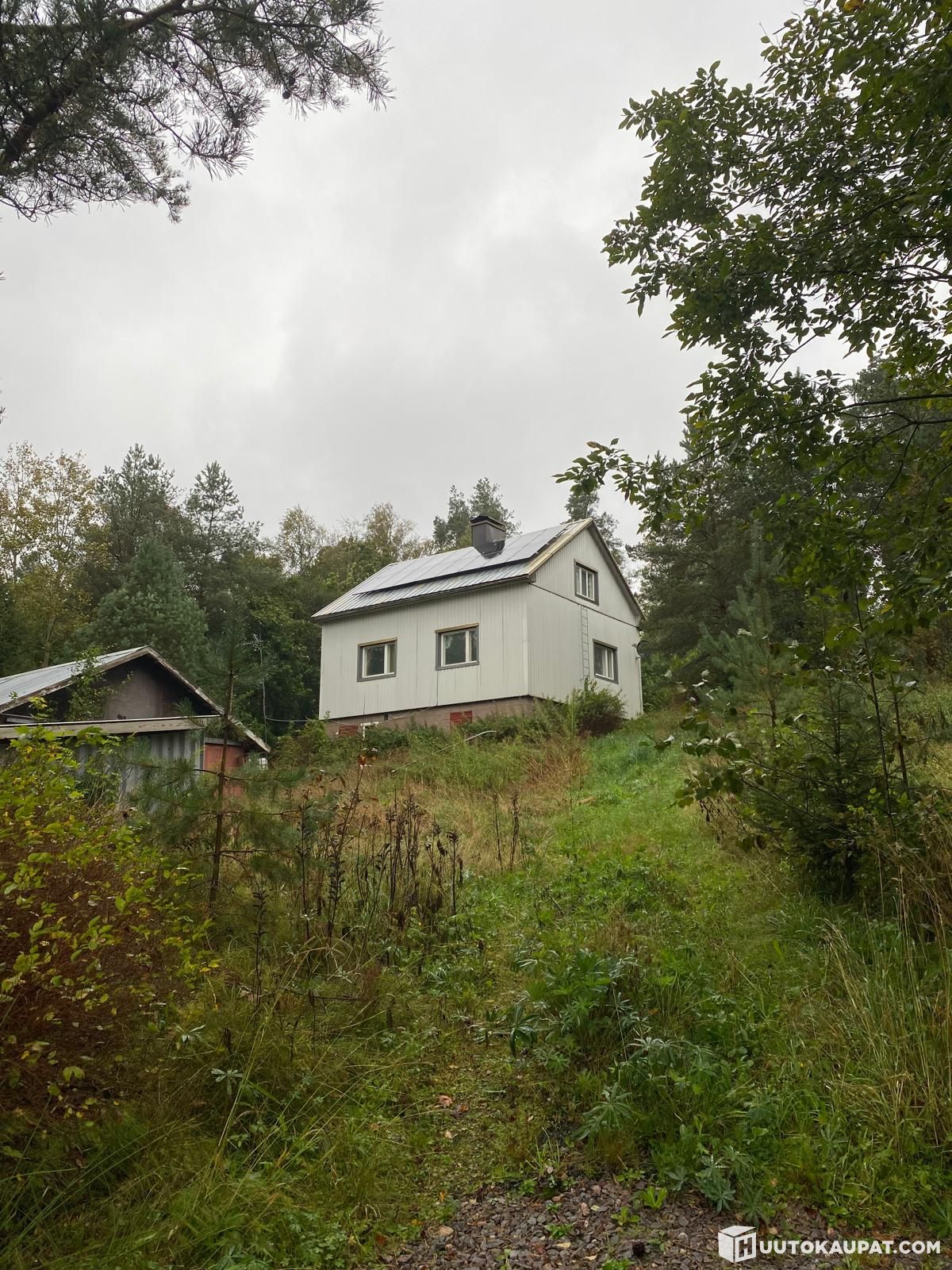 kiinteist-purkukuntoisella-rakennuksella-1949-yp-j-huutokaupat