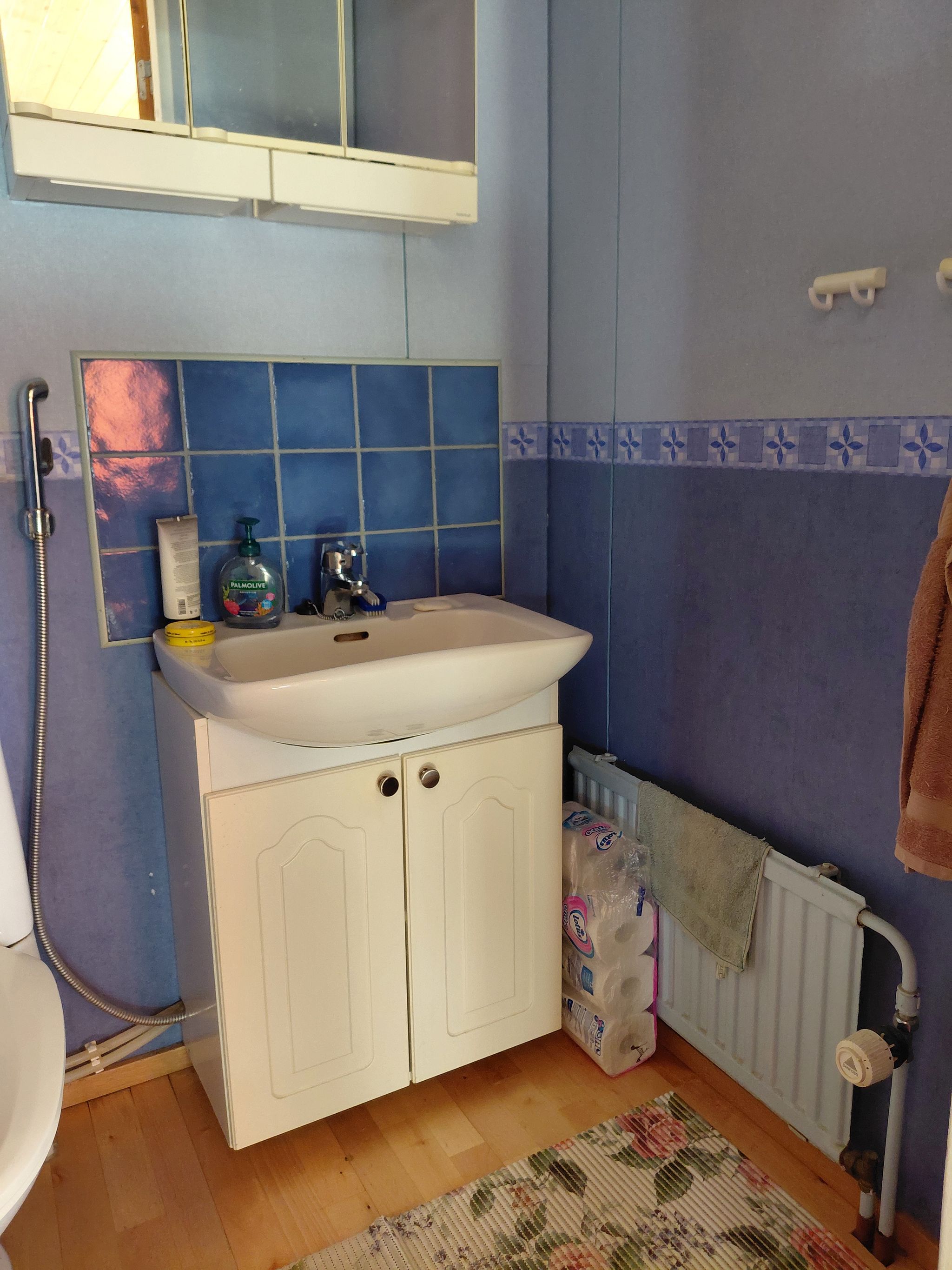 Image 25/49