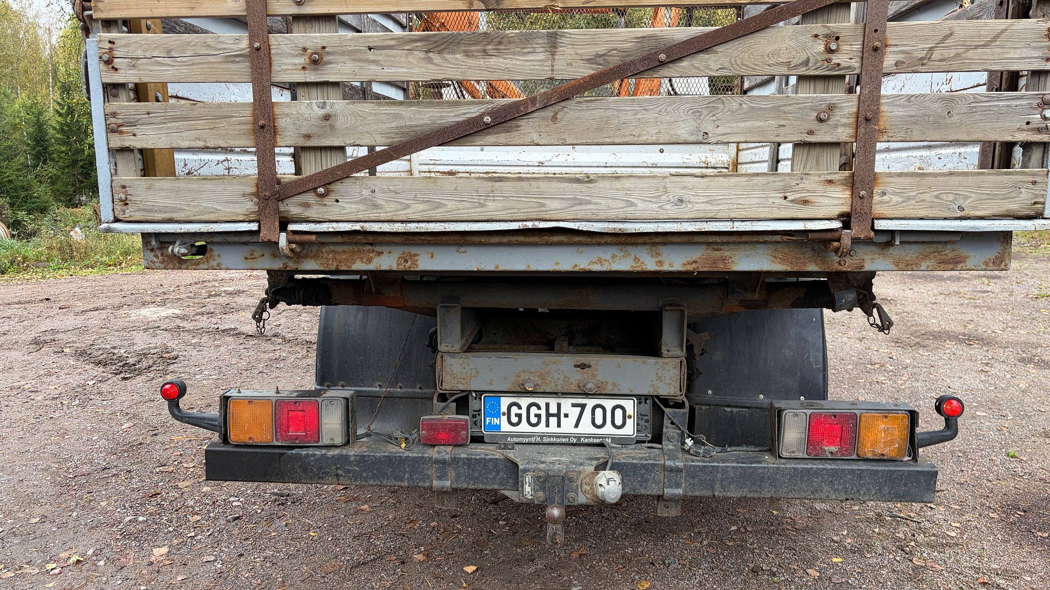 Image 4/18