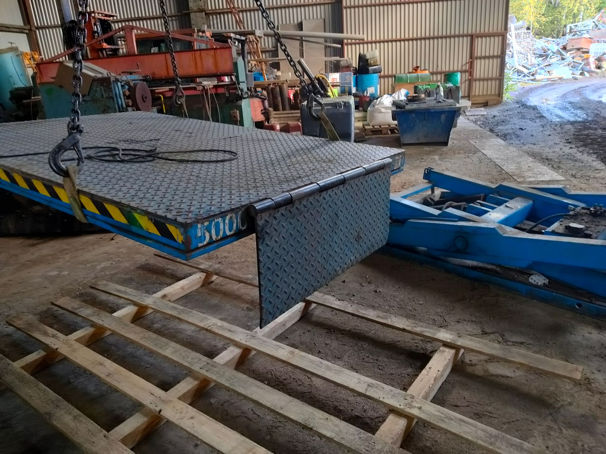 Image 1/6