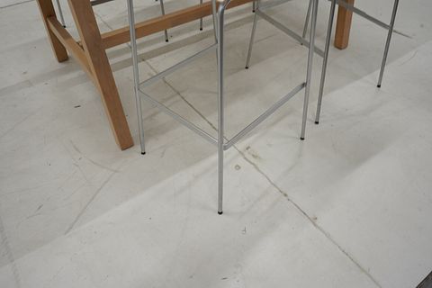 Image 9/13