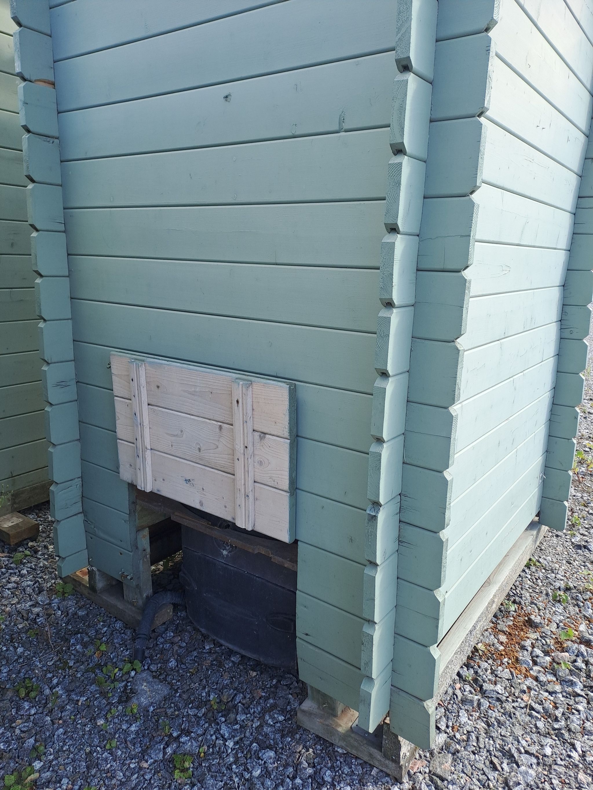 Image 8/8